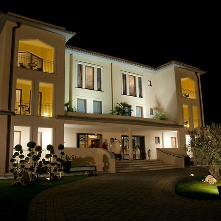 Best Western Premier Villa Fabiano Palace Hotel 렌데 외부 사진